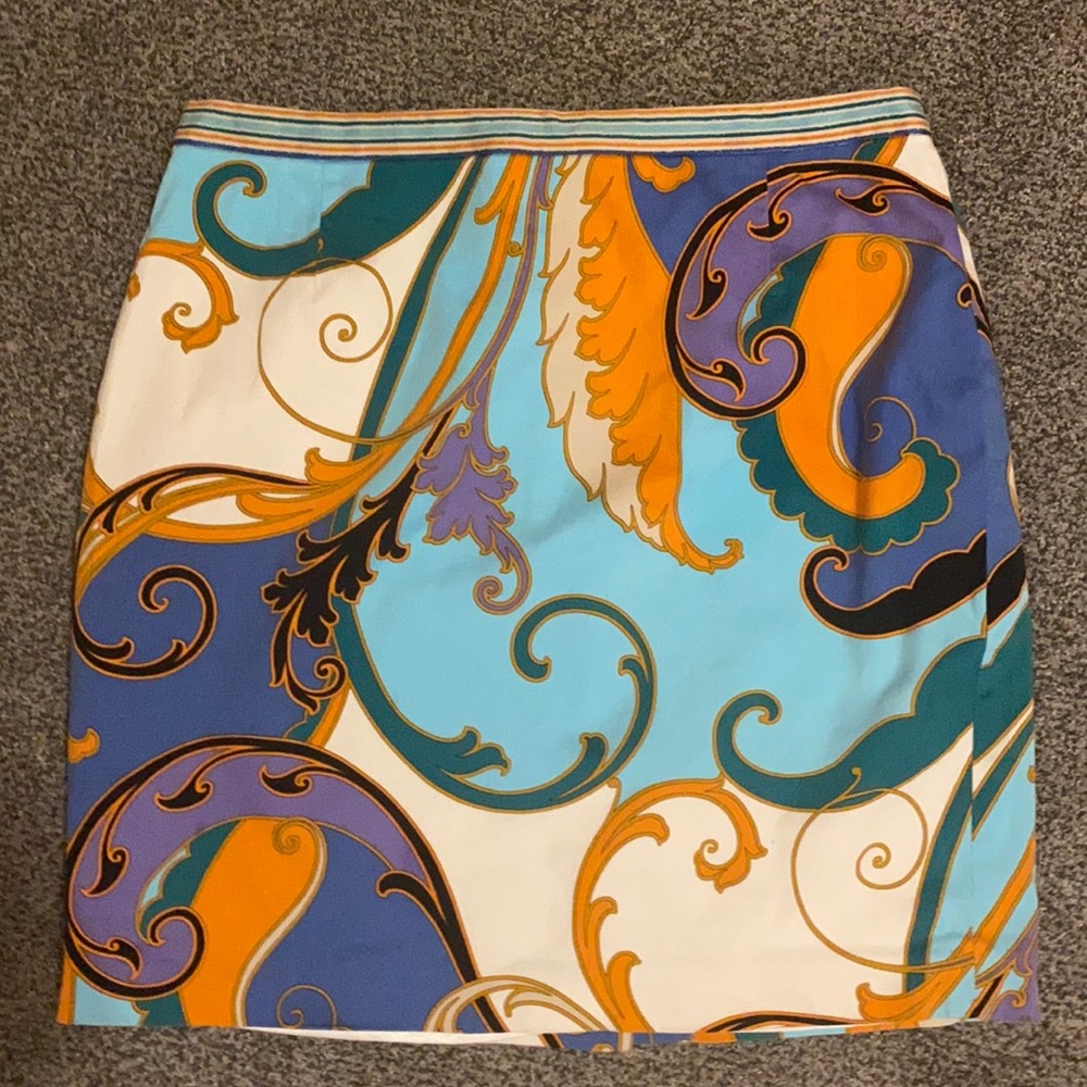 Elie Tahari Baroque Print Skirt — Size US 12